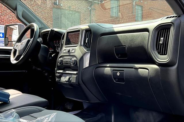 new 2024 Chevrolet Silverado 3500 car, priced at $50,828