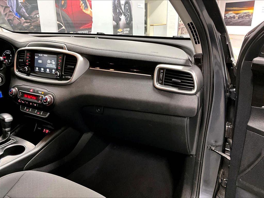used 2020 Kia Sorento car, priced at $14,987