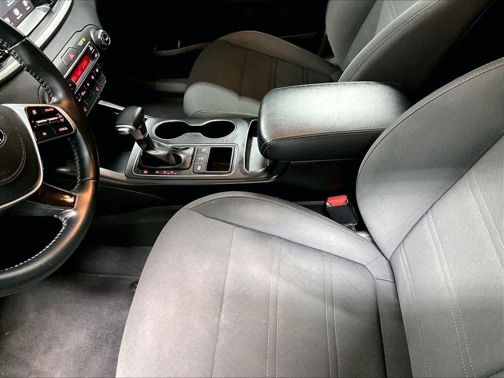 used 2020 Kia Sorento car, priced at $14,987