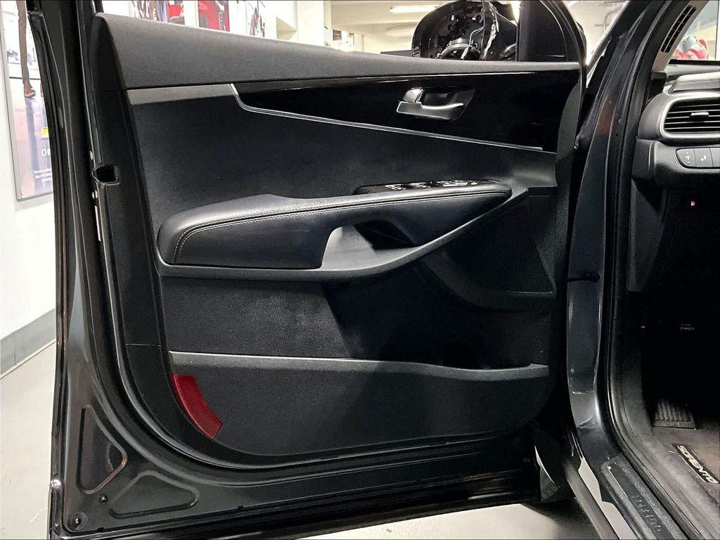 used 2020 Kia Sorento car, priced at $14,987