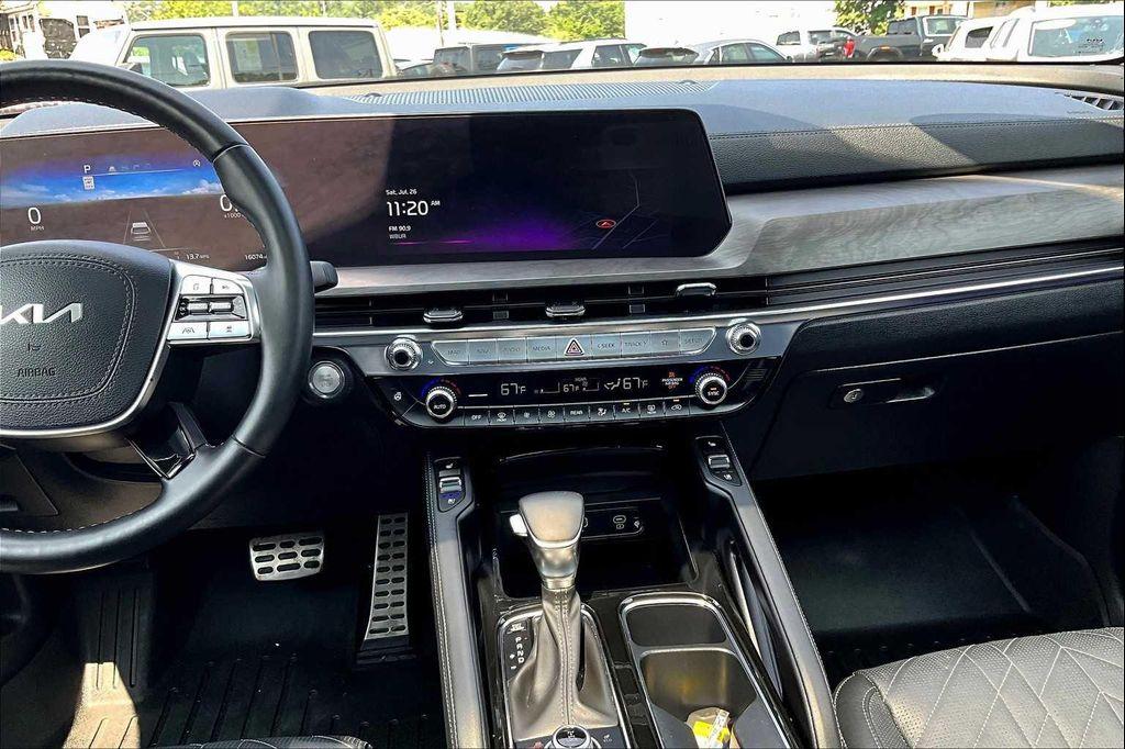 used 2023 Kia Telluride car, priced at $42,708