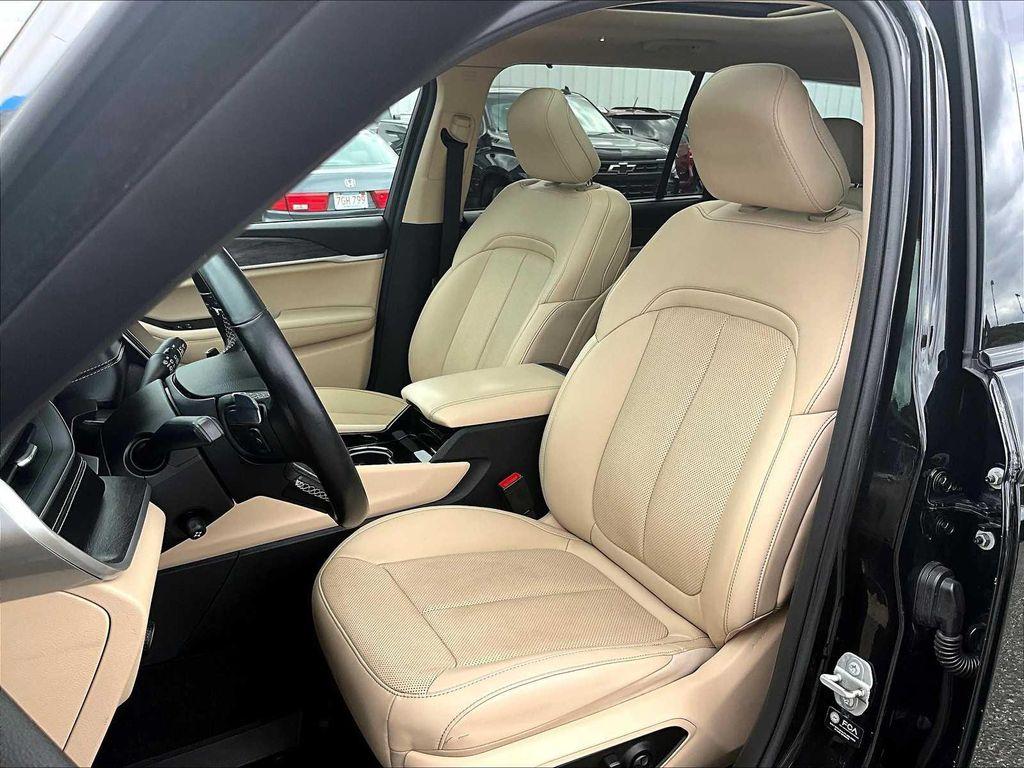 used 2021 Jeep Grand Cherokee L car, priced at $27,681