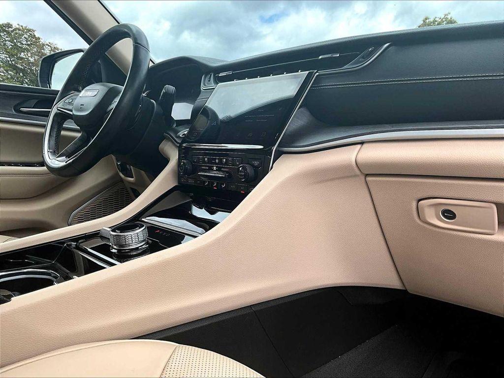 used 2021 Jeep Grand Cherokee L car, priced at $27,681