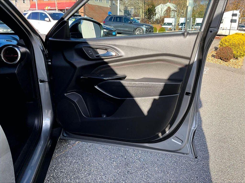 used 2025 Chevrolet Trax car, priced at $22,917