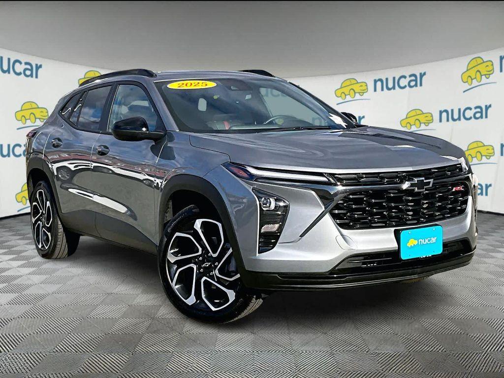 used 2025 Chevrolet Trax car, priced at $22,917