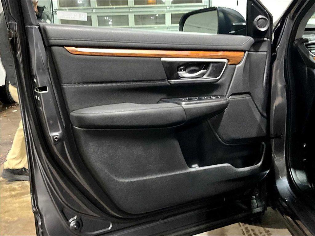 used 2020 Honda CR-V car, priced at $23,987