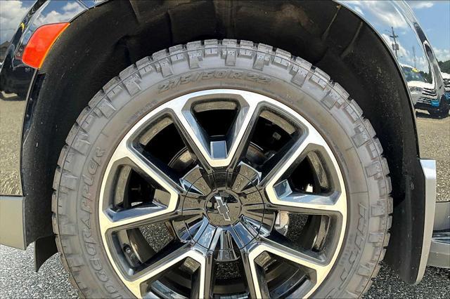 used 2023 Chevrolet Suburban car, priced at $61,746
