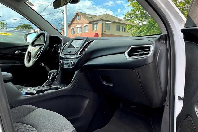 used 2022 Chevrolet Equinox car, priced at $23,128