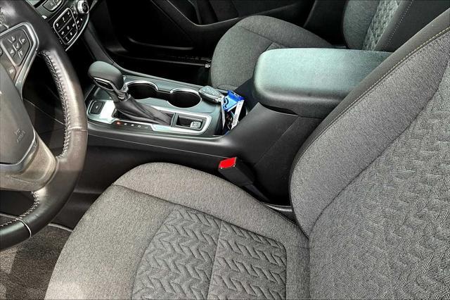 used 2022 Chevrolet Equinox car, priced at $23,128