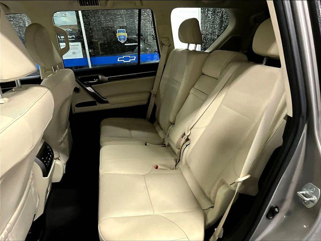 used 2022 Lexus GX 460 car, priced at $41,391