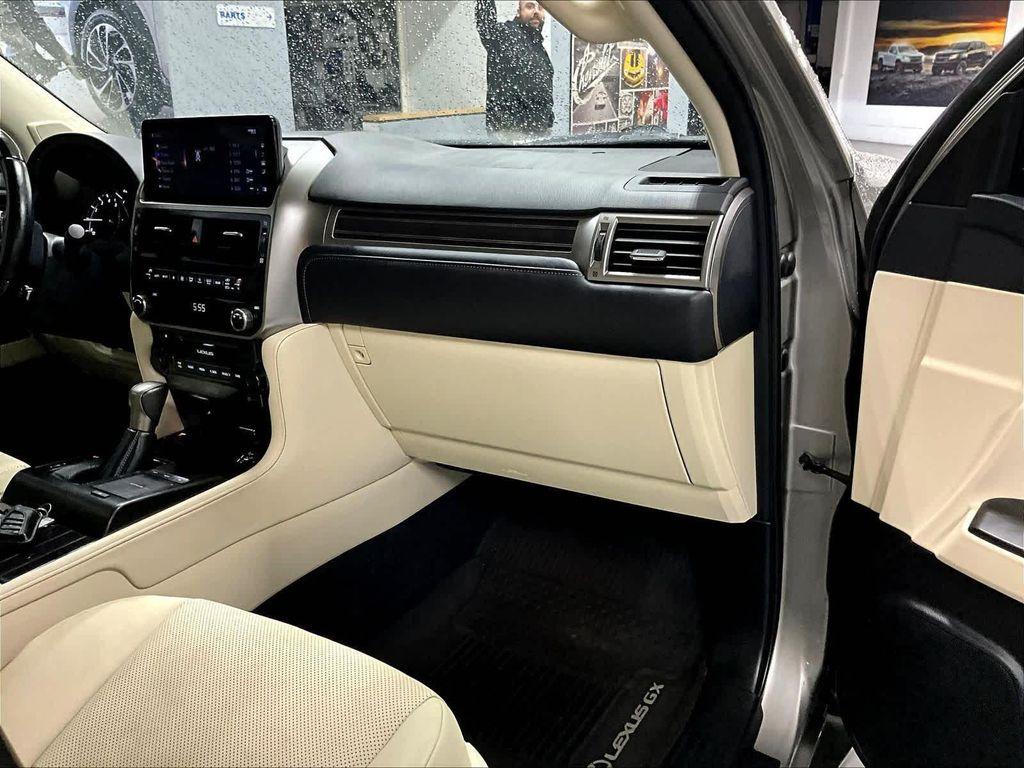 used 2022 Lexus GX 460 car, priced at $41,391