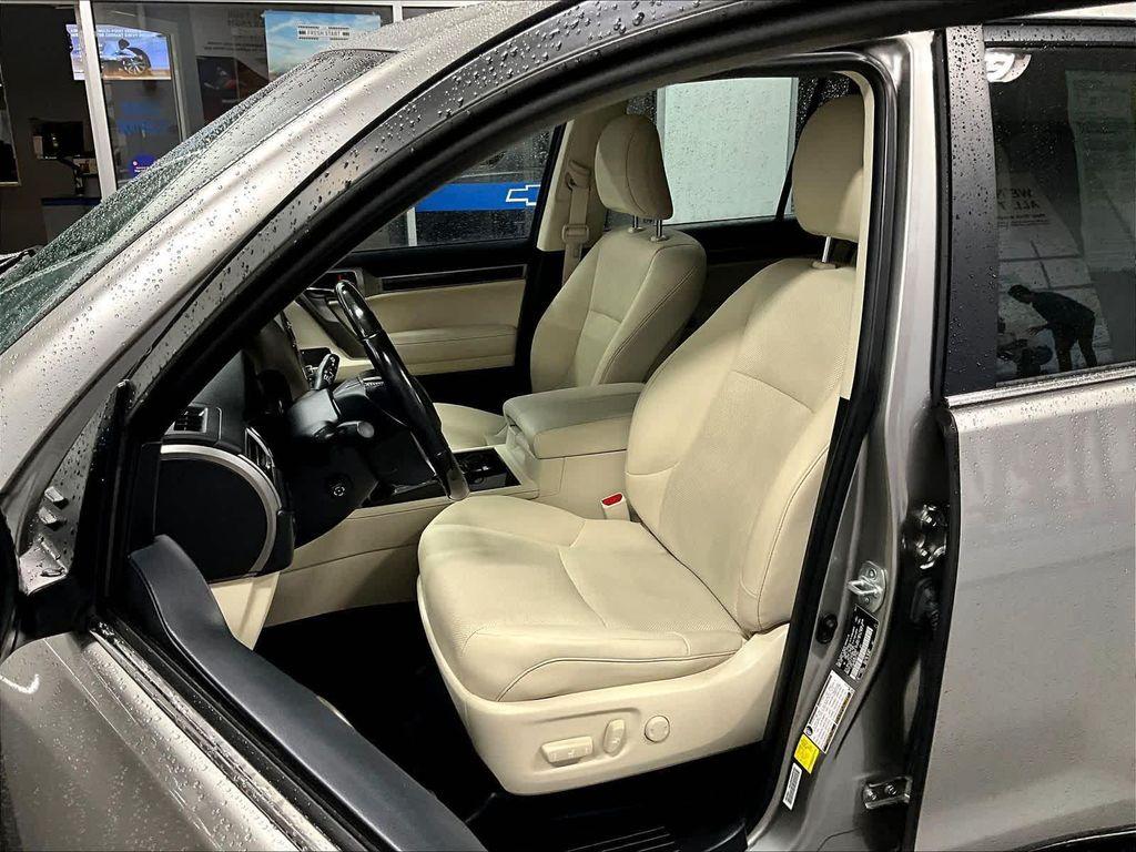 used 2022 Lexus GX 460 car, priced at $41,391