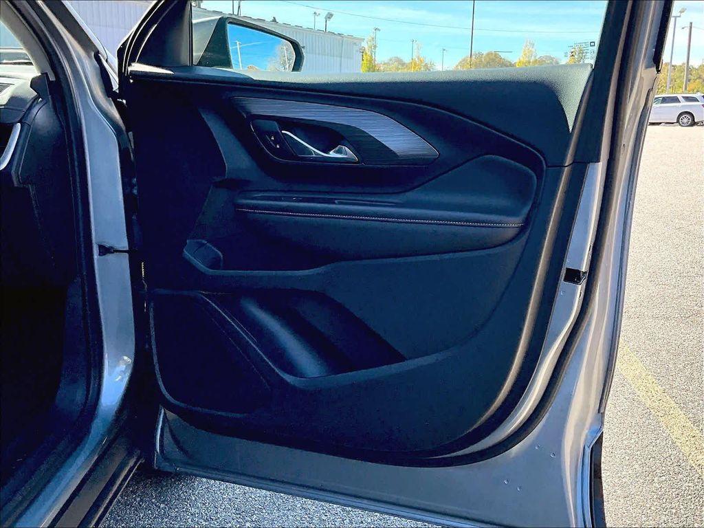 used 2023 GMC Terrain car, priced at $23,969