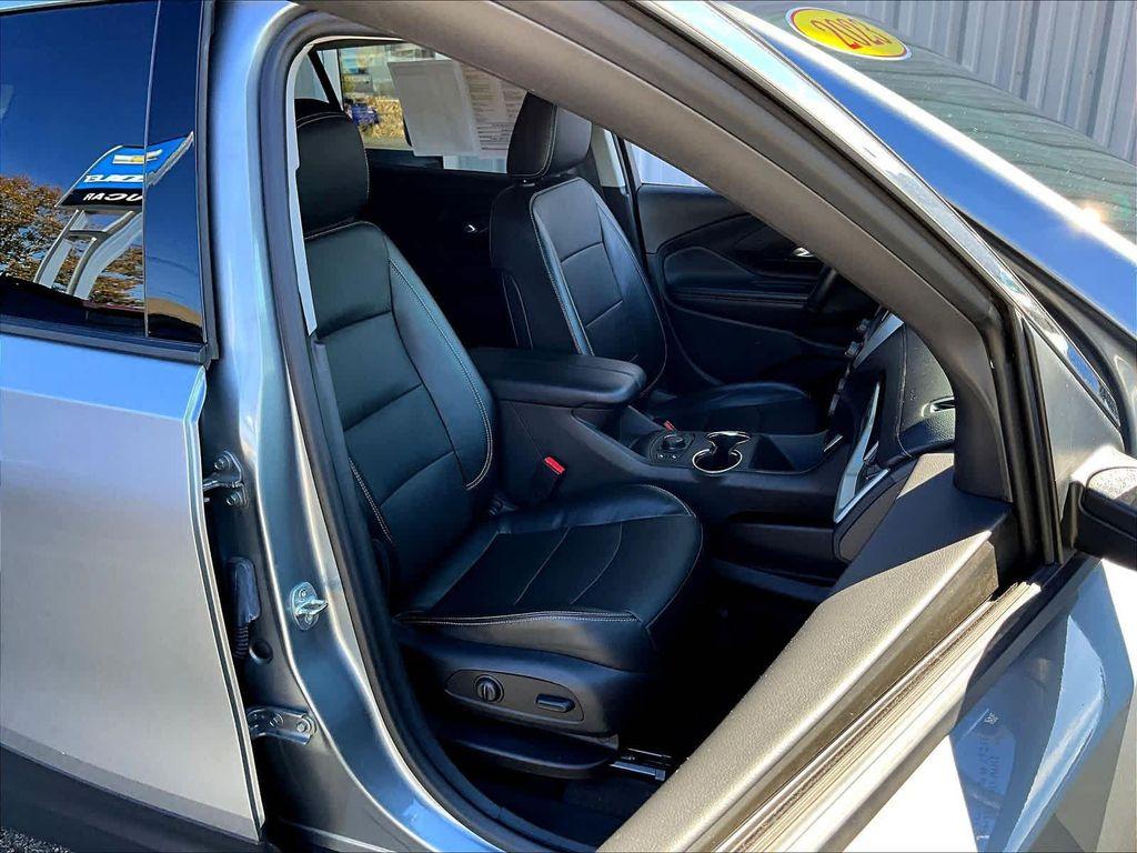 used 2023 GMC Terrain car, priced at $23,969