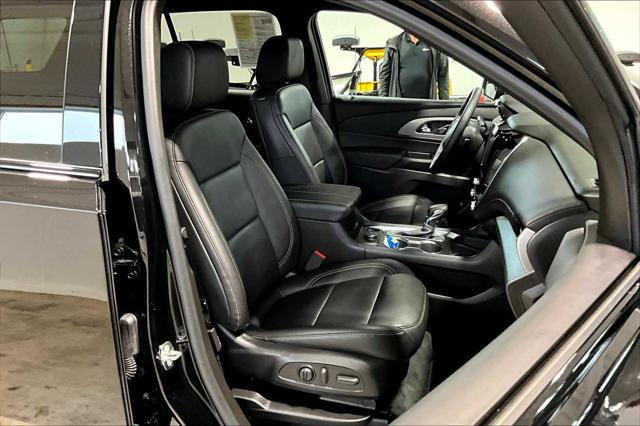 used 2023 Chevrolet Traverse car, priced at $34,865