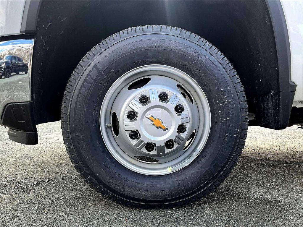 new 2025 Chevrolet Silverado 3500 car, priced at $49,278