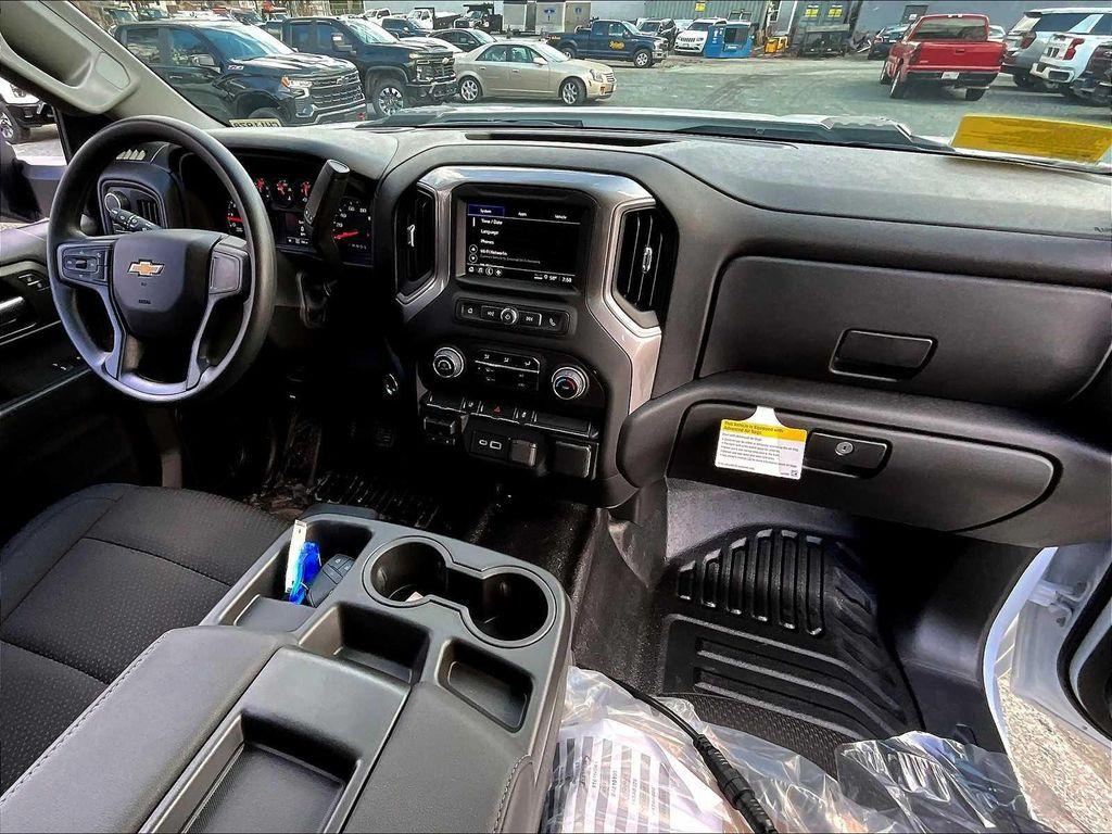 new 2025 Chevrolet Silverado 3500 car, priced at $49,278