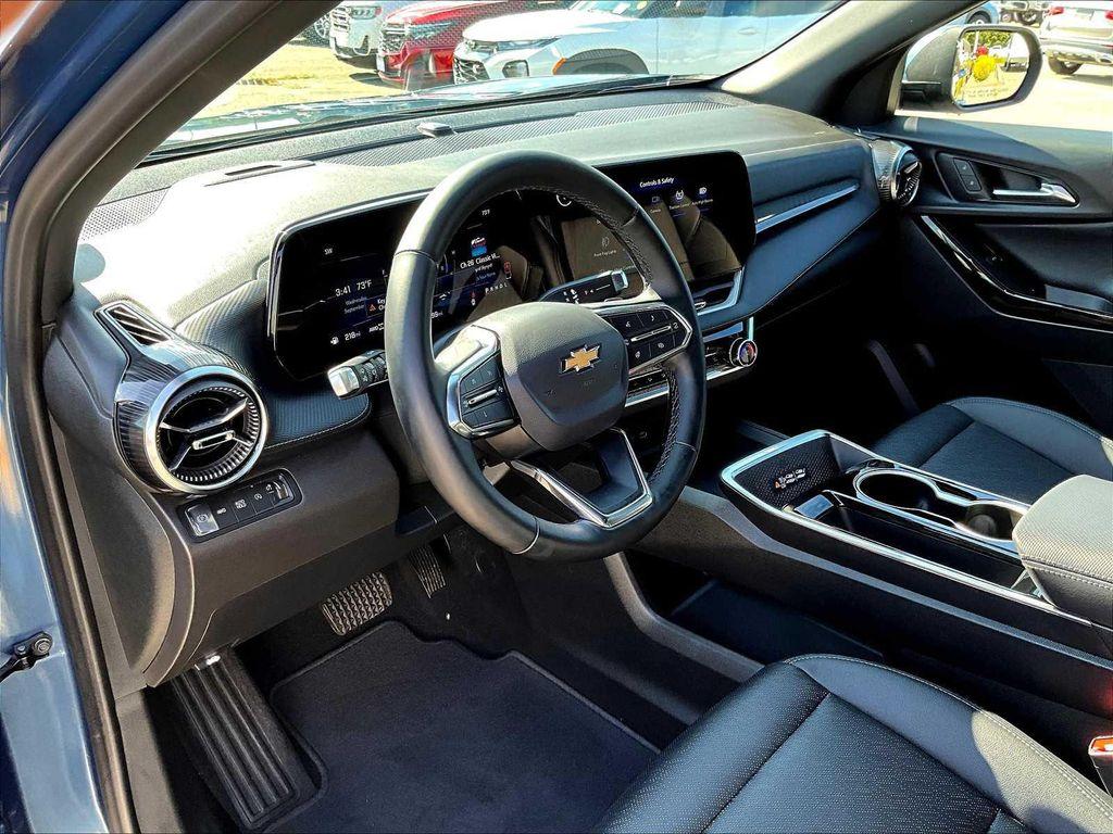 used 2025 Chevrolet Equinox car, priced at $30,977