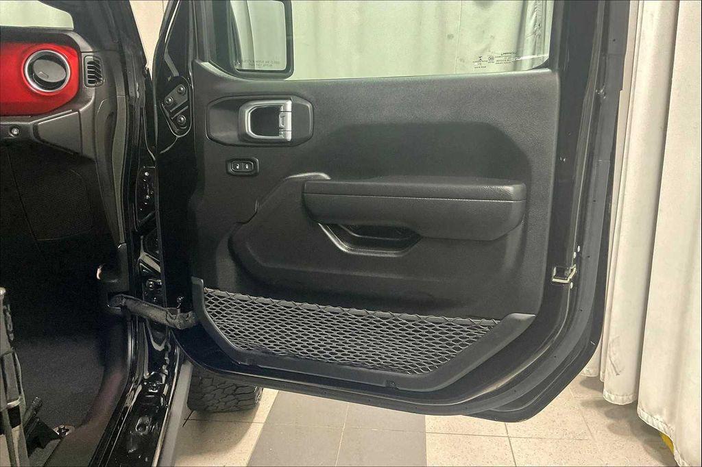 used 2022 Jeep Gladiator car, priced at $38,995