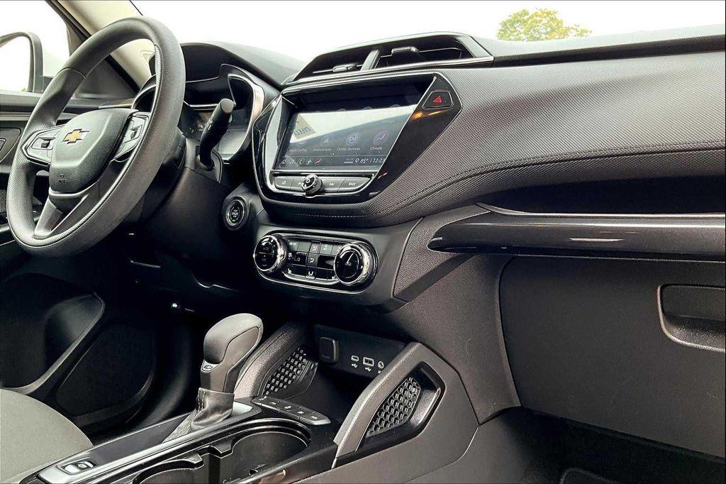used 2023 Chevrolet TrailBlazer car, priced at $22,593