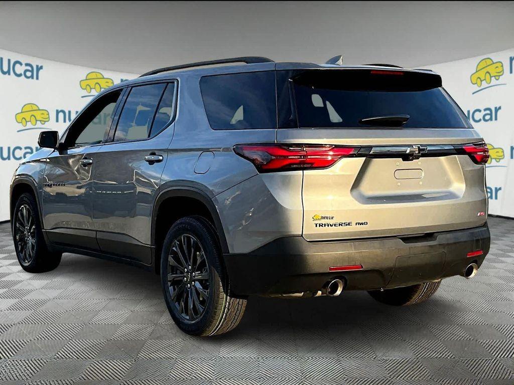 used 2023 Chevrolet Traverse car, priced at $35,888