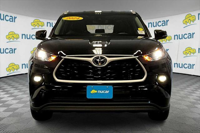 used 2024 Toyota Highlander car, priced at $43,765