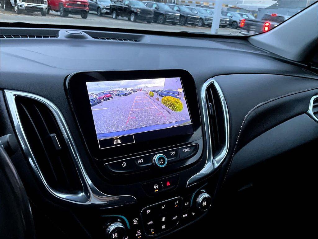 used 2022 Chevrolet Equinox car, priced at $22,982