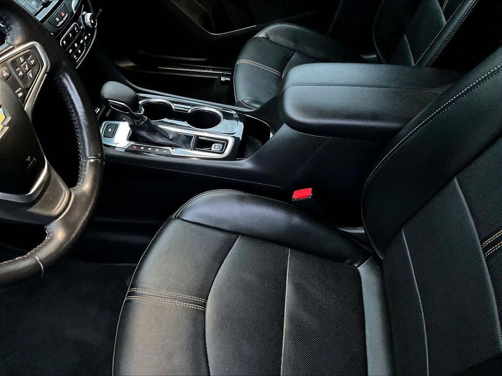 used 2022 Chevrolet Equinox car, priced at $22,982