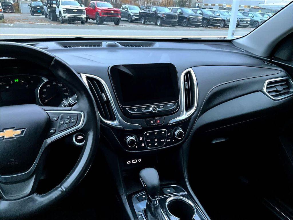 used 2022 Chevrolet Equinox car, priced at $22,982