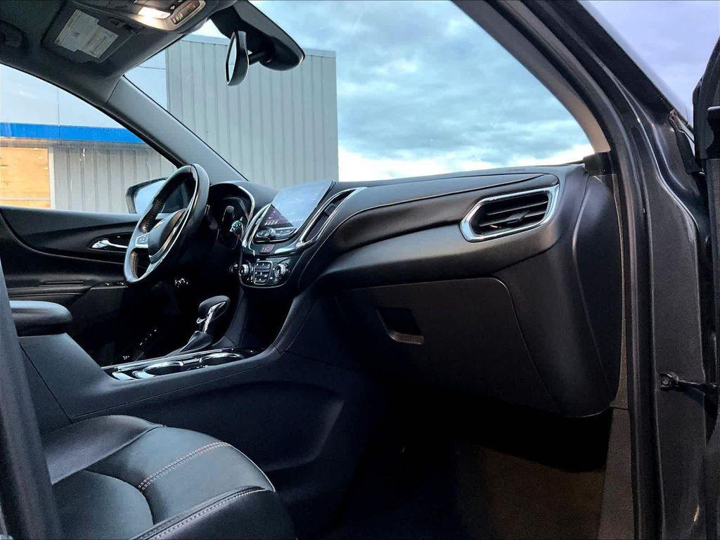 used 2022 Chevrolet Equinox car, priced at $22,982