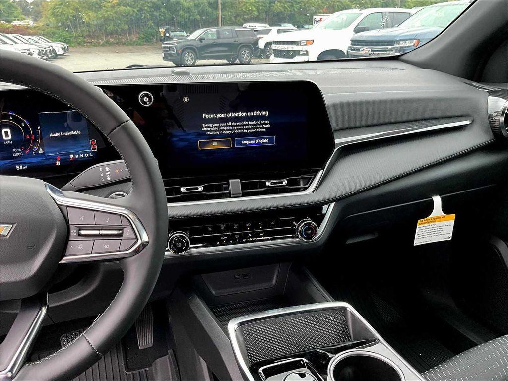 new 2026 Chevrolet Equinox car, priced at $32,090
