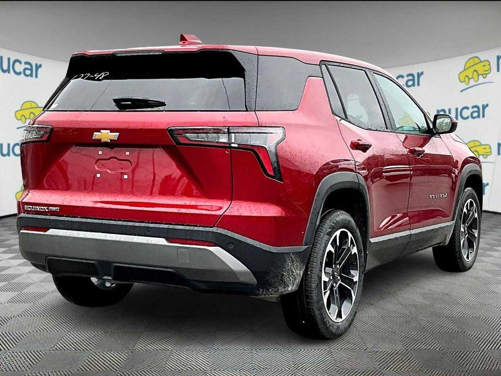 new 2026 Chevrolet Equinox car, priced at $32,090
