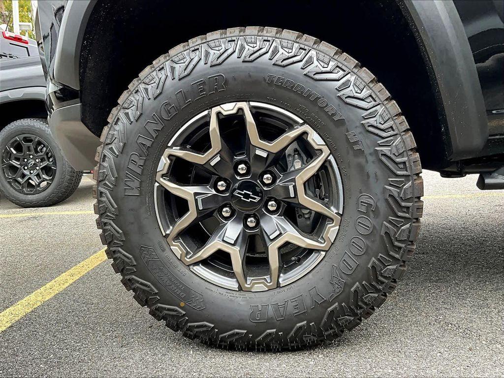 new 2026 Chevrolet Colorado car, priced at $52,885