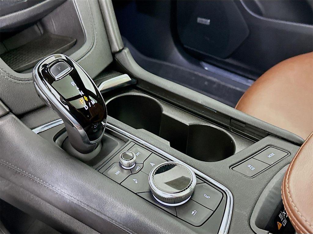 used 2021 Cadillac XT5 car, priced at $35,340