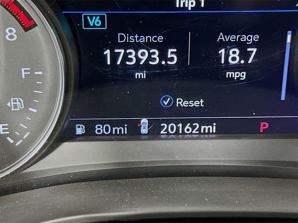 used 2021 Cadillac XT5 car, priced at $35,340