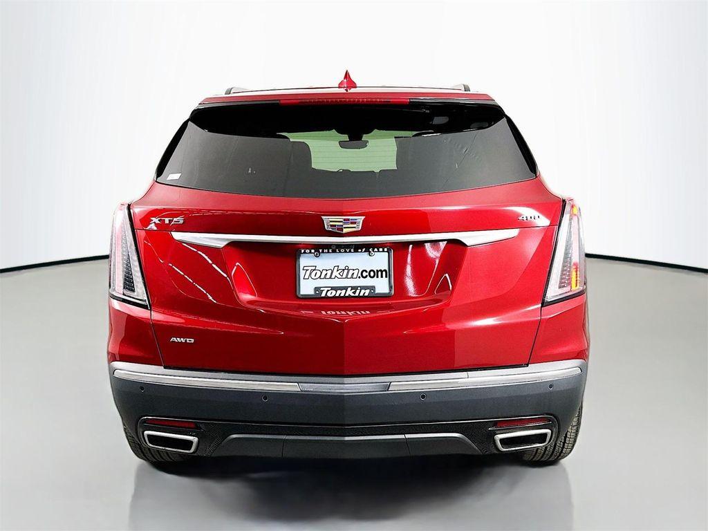 used 2021 Cadillac XT5 car, priced at $35,340