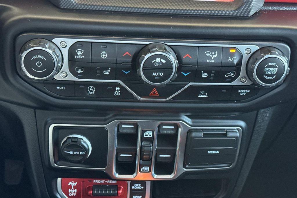 used 2021 Jeep Gladiator car, priced at $31,537