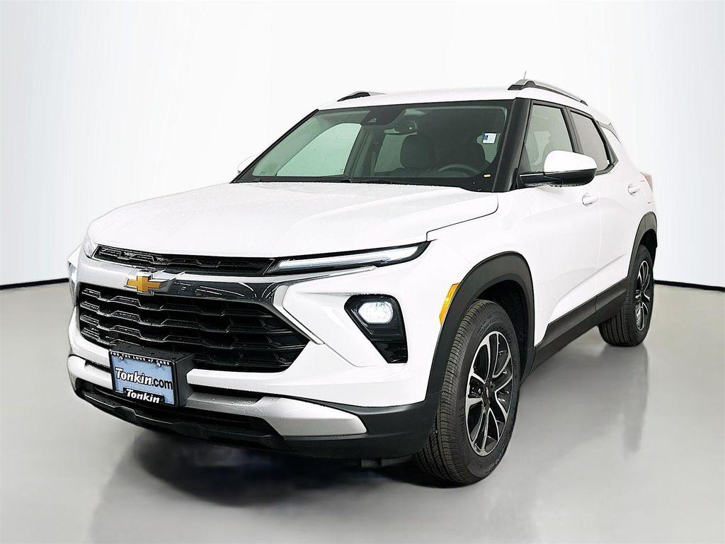 new 2026 Chevrolet TrailBlazer car, priced at $27,204