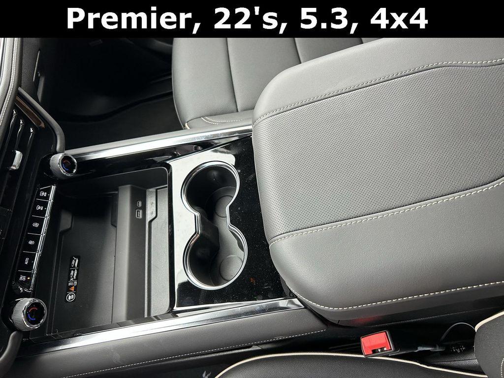 new 2025 Chevrolet Suburban car, priced at $78,398