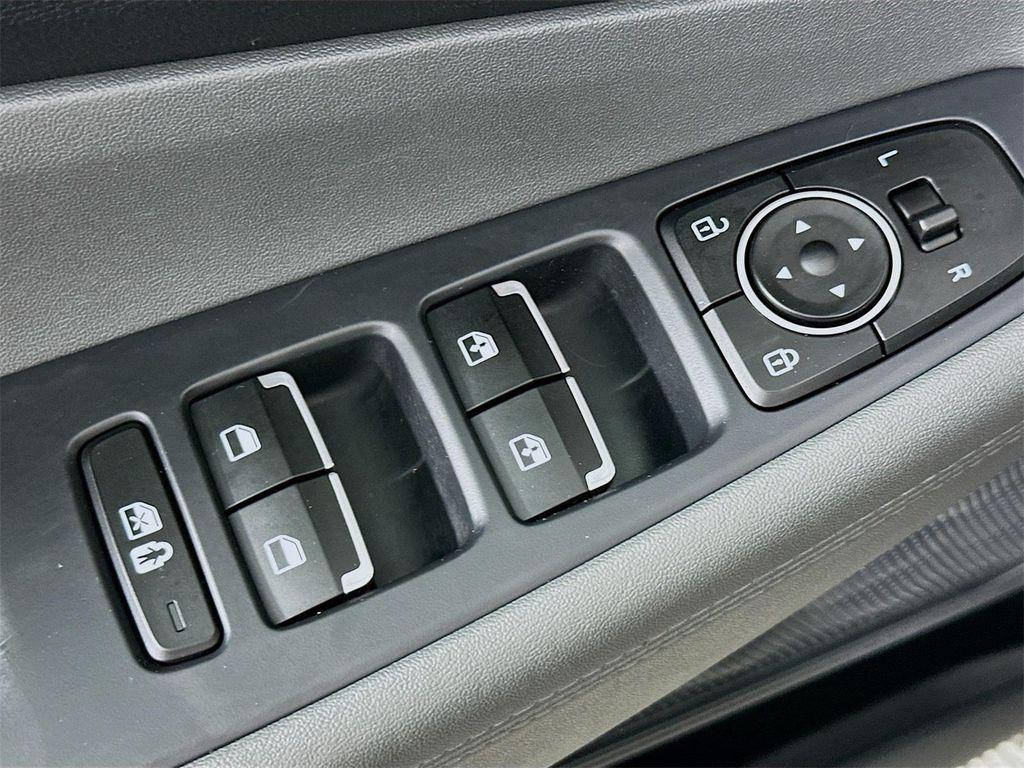 used 2023 Hyundai Santa Fe car, priced at $21,299