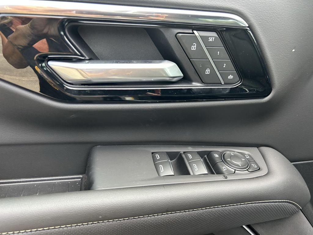 new 2025 Chevrolet Suburban car, priced at $81,935