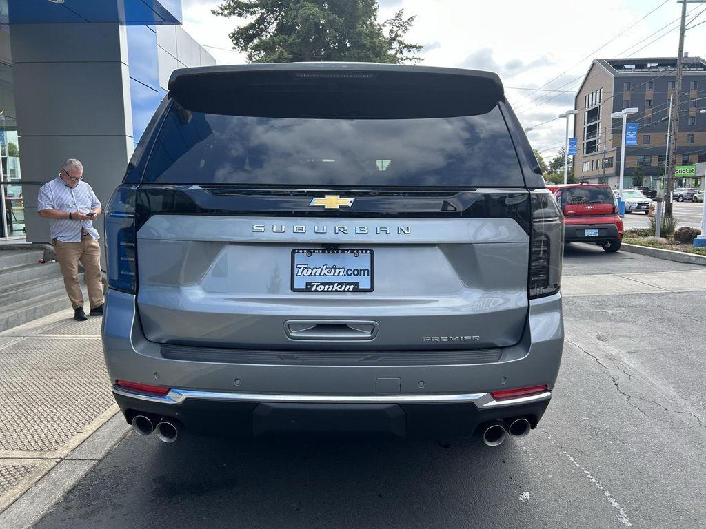 new 2025 Chevrolet Suburban car, priced at $81,935