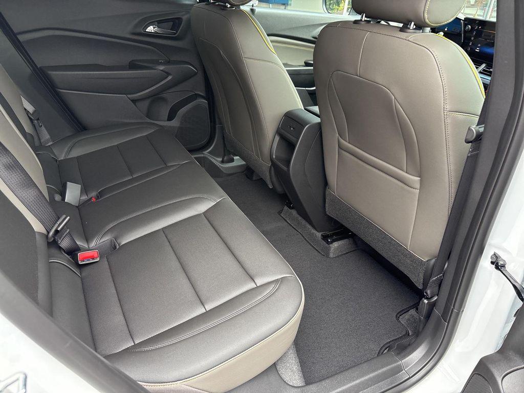 new 2025 Chevrolet Trax car, priced at $26,369