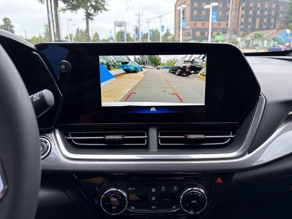 new 2025 Chevrolet Trax car, priced at $26,369
