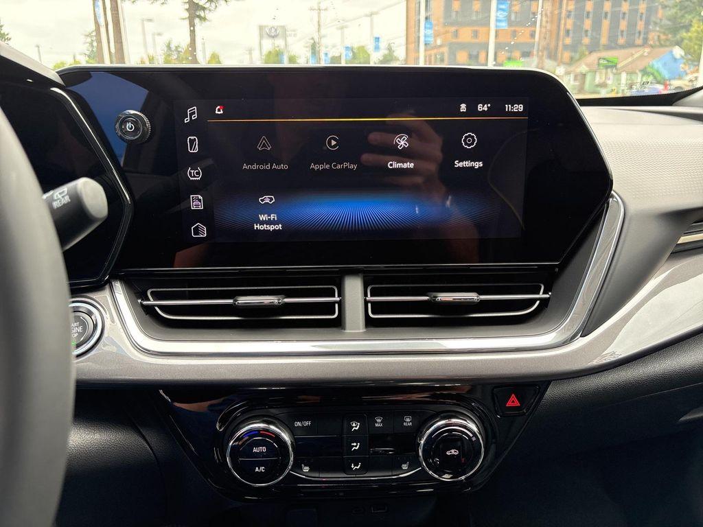 new 2025 Chevrolet Trax car, priced at $26,369