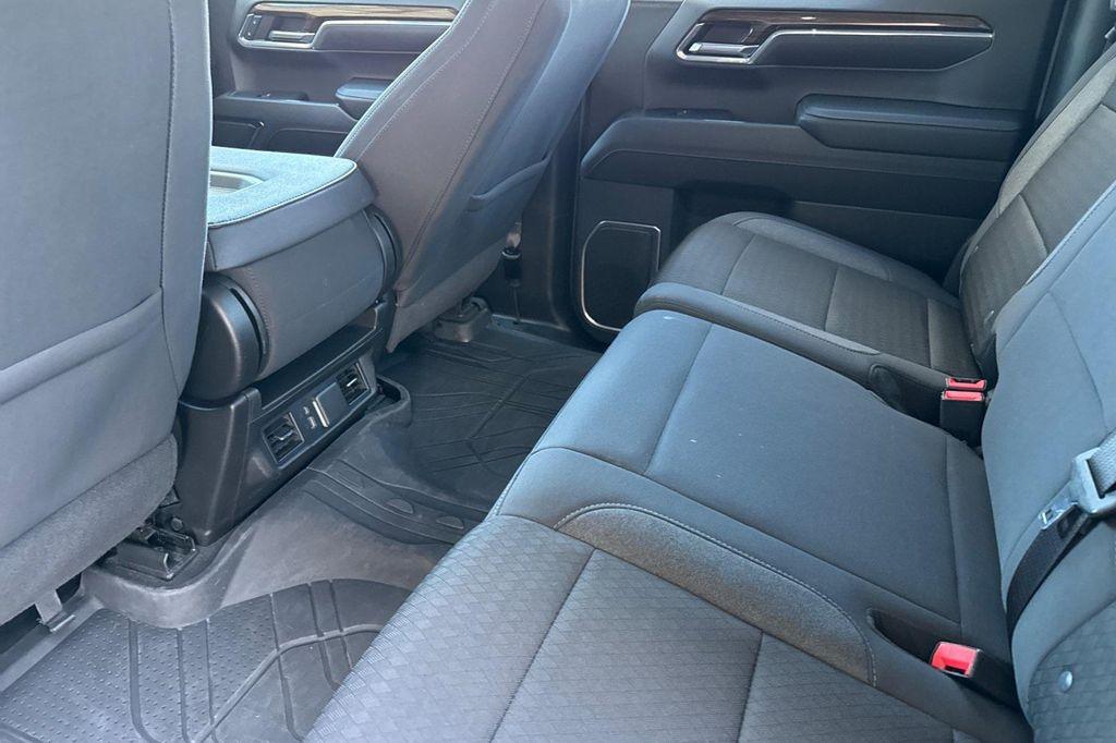 used 2024 Chevrolet Silverado 1500 car, priced at $35,243