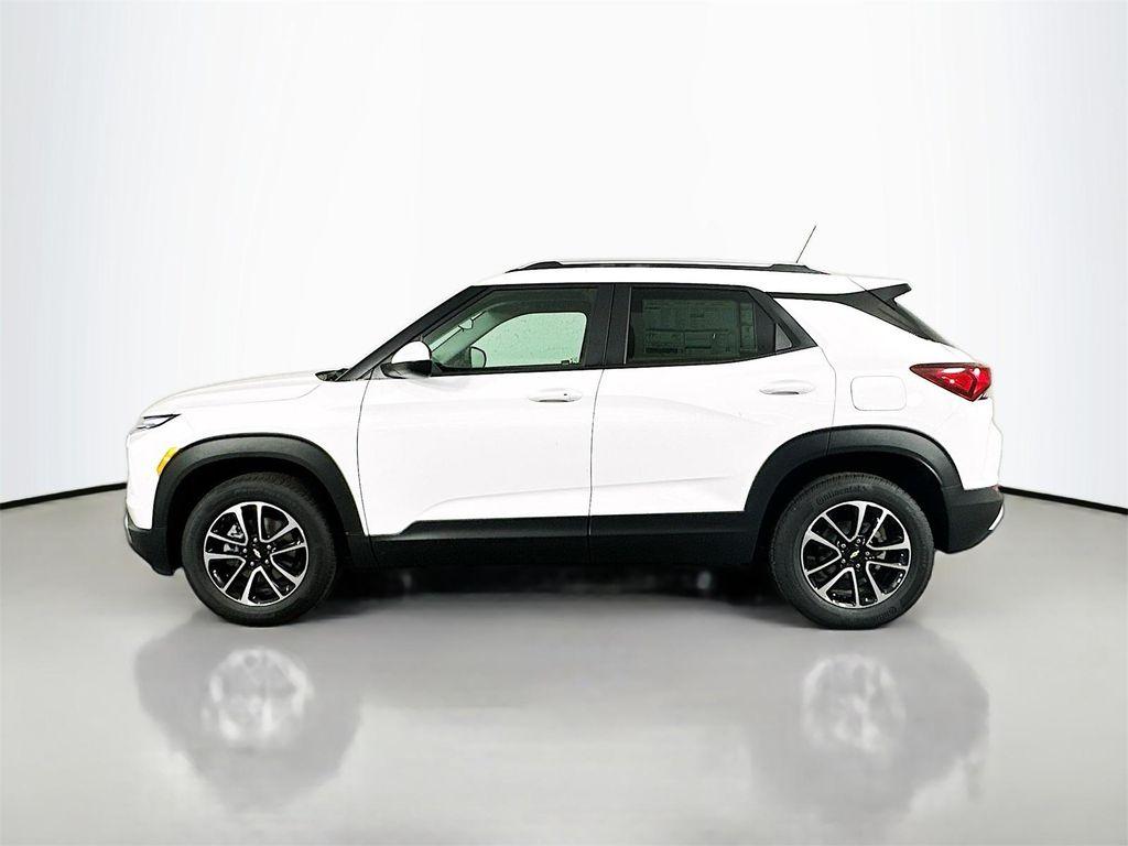 new 2026 Chevrolet TrailBlazer car, priced at $27,907