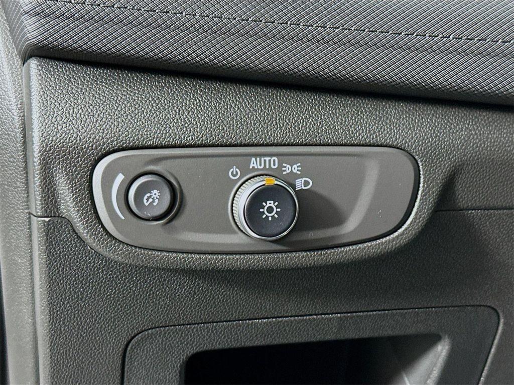 new 2026 Chevrolet TrailBlazer car, priced at $27,907