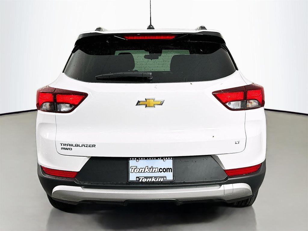 new 2026 Chevrolet TrailBlazer car, priced at $27,907