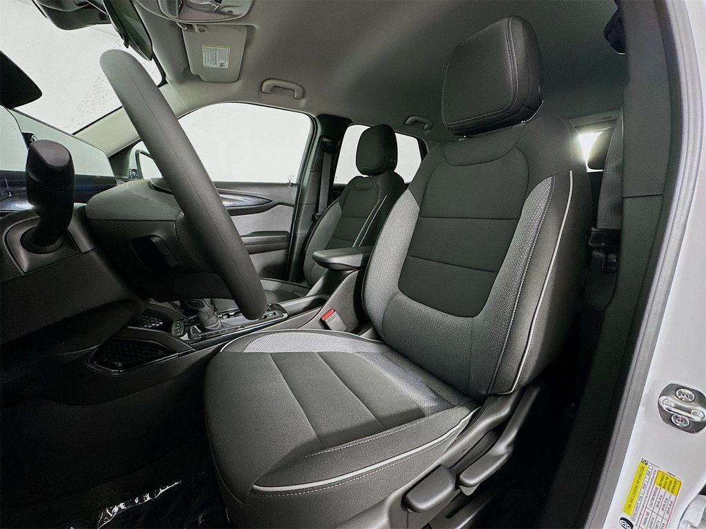 new 2026 Chevrolet TrailBlazer car, priced at $27,907